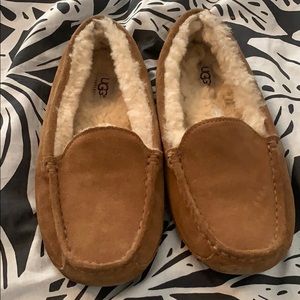 Ugg slippers